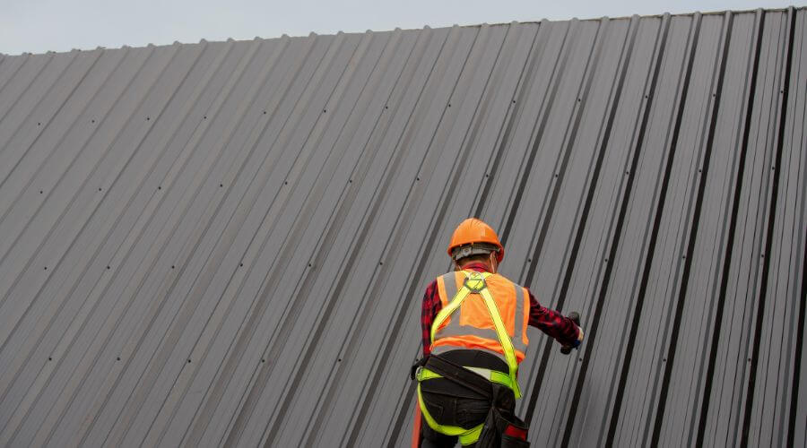 Professional gutter cleaning in Jarrell, TX